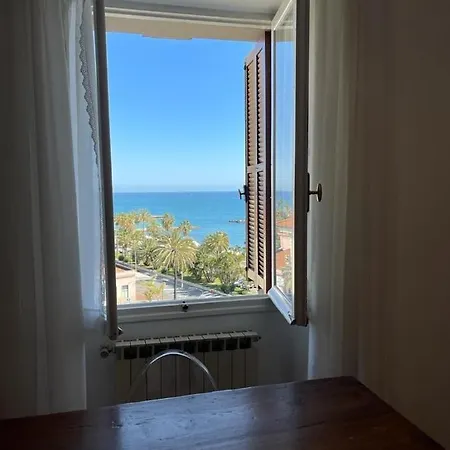 Vista Mare Lolli Palace Lägenhet